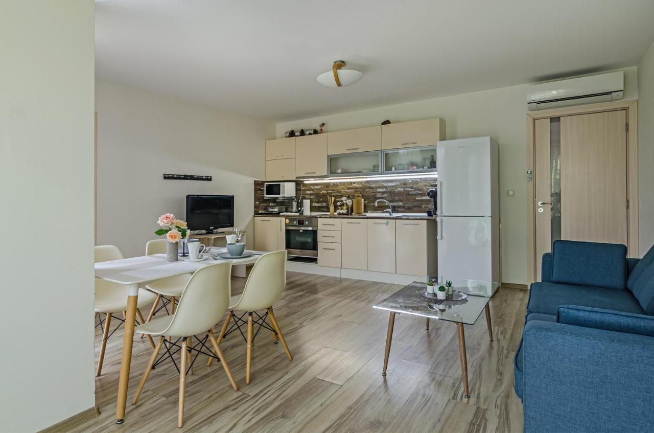 Garden Palace Apartment Varna Luaran gambar