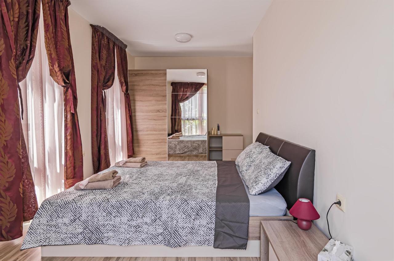 Garden Palace Apartment Varna Luaran gambar